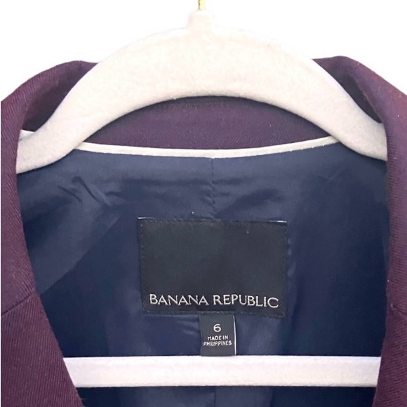 Banana Republic Tailored Work Blazer, Size 6 - Picture 3 of 6
